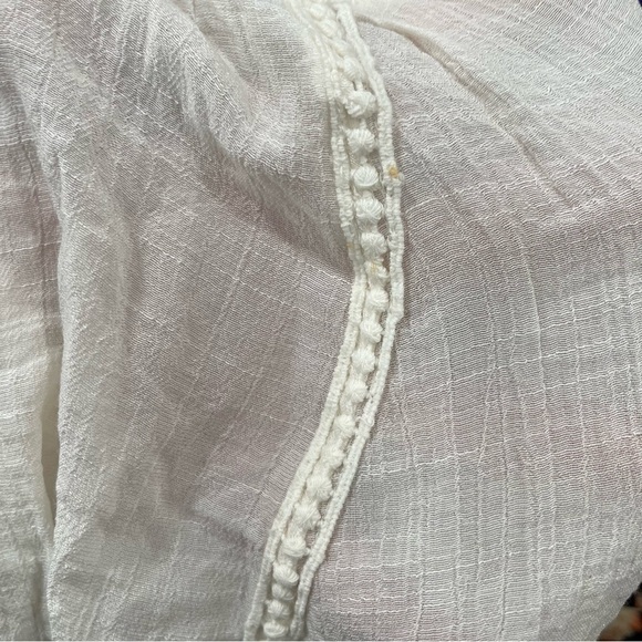 Xhilaration Gauzy Embroidered Bohemian White Blouse Women’s Large - Picture 8 of 8